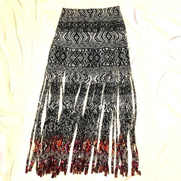 Patterned Maxi Fringe Skirt - Picture 1 of 5